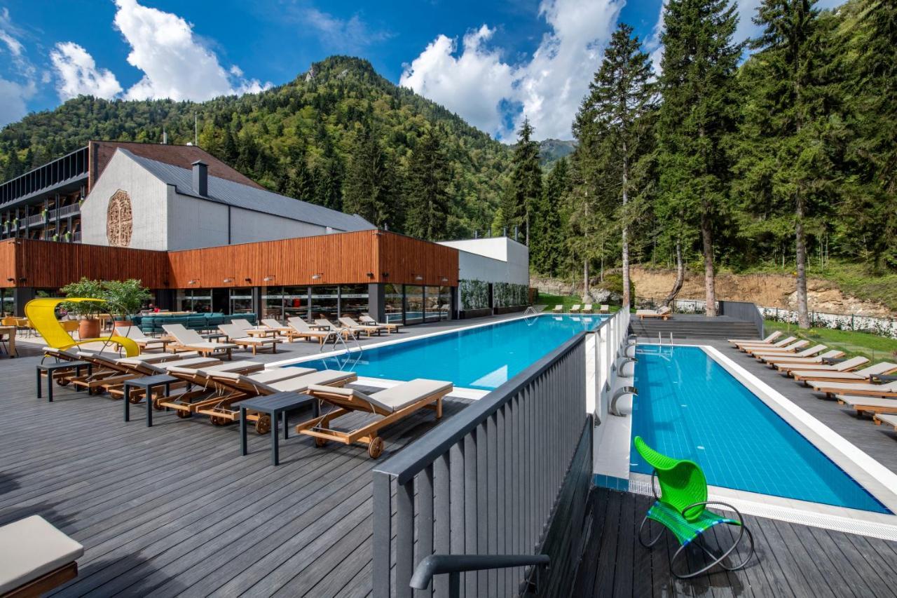 New Sairme Hotel Exterior foto